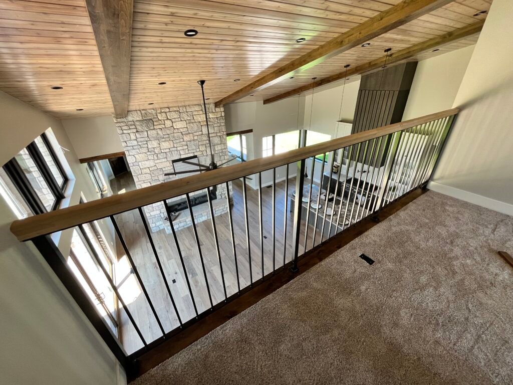 railing ans soffit installation